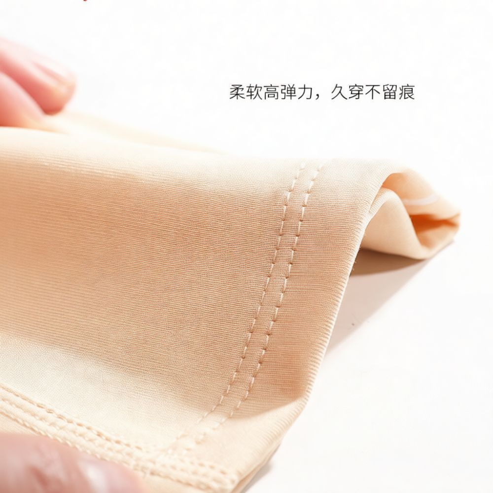 Running Gear Knee - ソフトな素材でできた膝用コンプレッションスリーブ。目立たないデザインで、エアコンの効いた室内でのランニングやフィットネスに最適。膝を保護するサポート具。