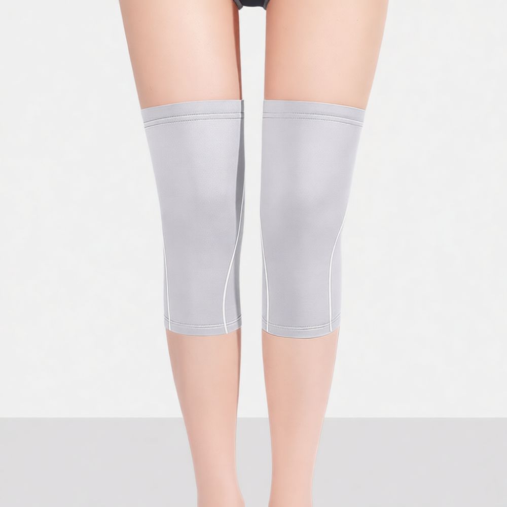 ソフトな素材でできた膝用コンプレッションスリーブ。目立たない - Running Gear Knee のレビューと価格